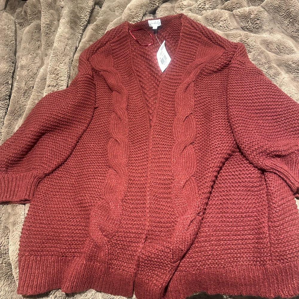 Wonderly Size 1X Ladies Cardigan